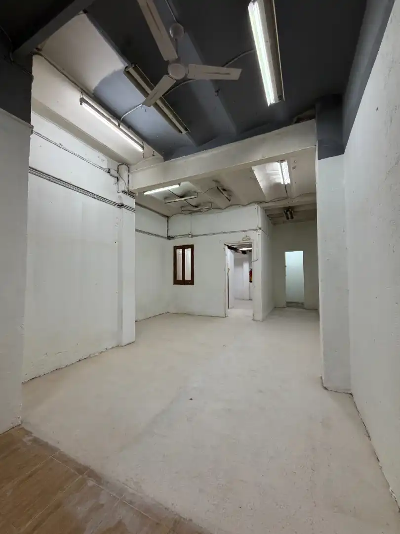 Local comercial en venta en Carrer d'Entença 33, imagen 4