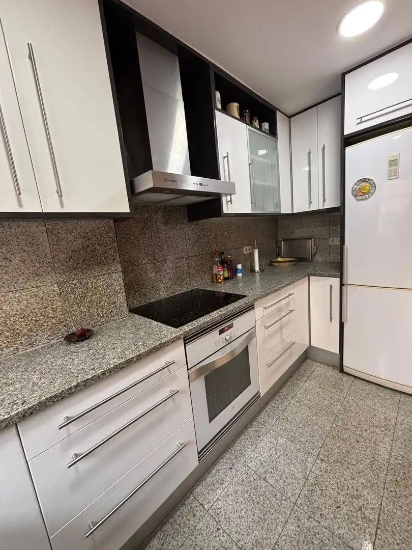 Cuina de Casa o xalet en venda en Centre - Sant Josep - Sanfeliu
