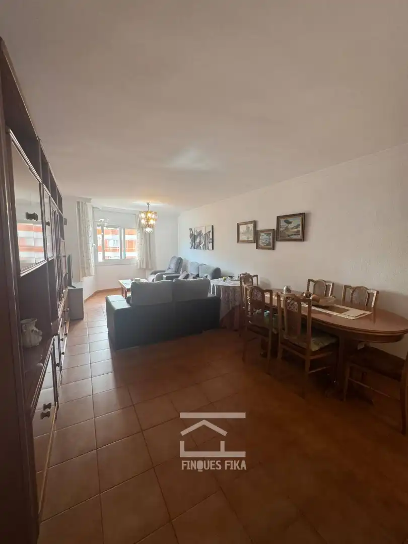 Sala de estar de Piso en venta en Mataró con Aire acondicionado, Calefacción y Amueblado