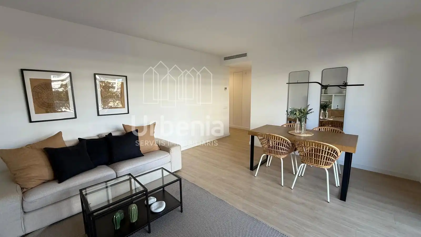 Wohnzimmer von Wohnung zur Miete in Badalona mit Heizung und Terrasse
