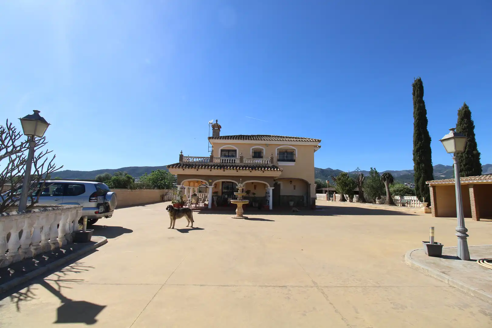Außenansicht von Country house zum Verkauf in Alhaurín de la Torre mit Klimaanlage, Heizung und Privatgarten