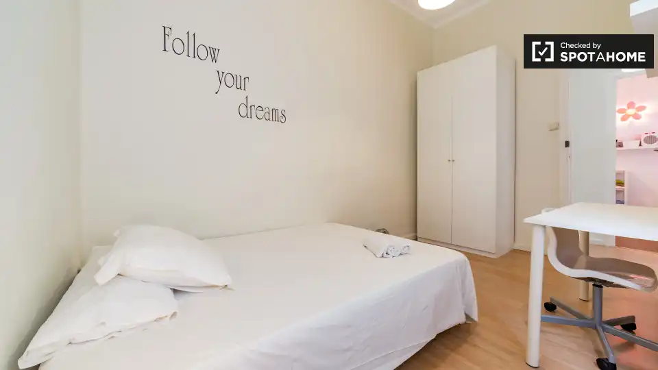 Room in Valencia, Valencia