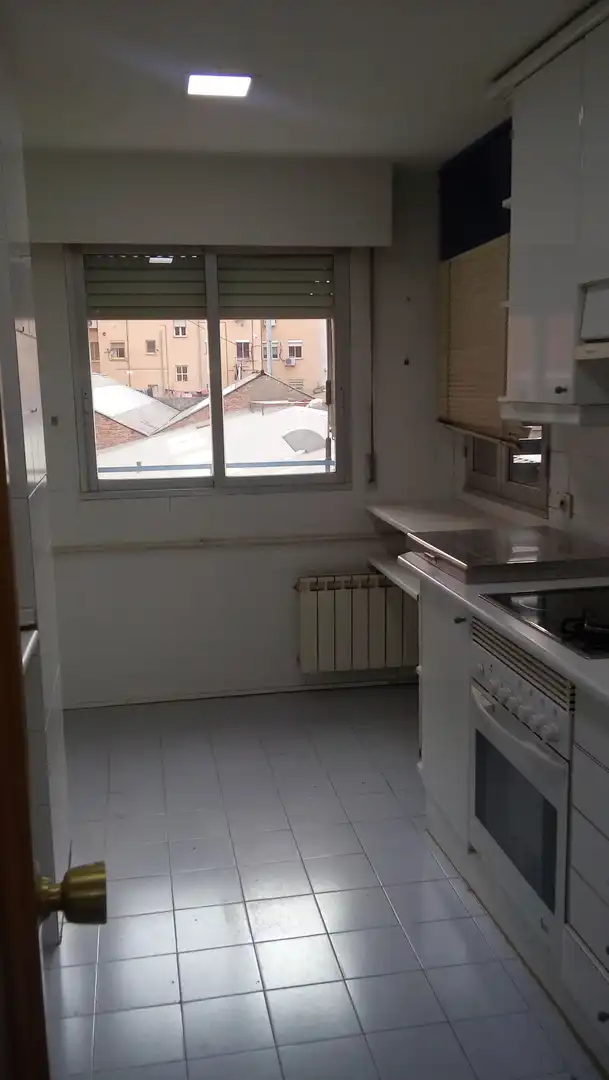 Flat for rent in MATILDE GAYO, Moscardó