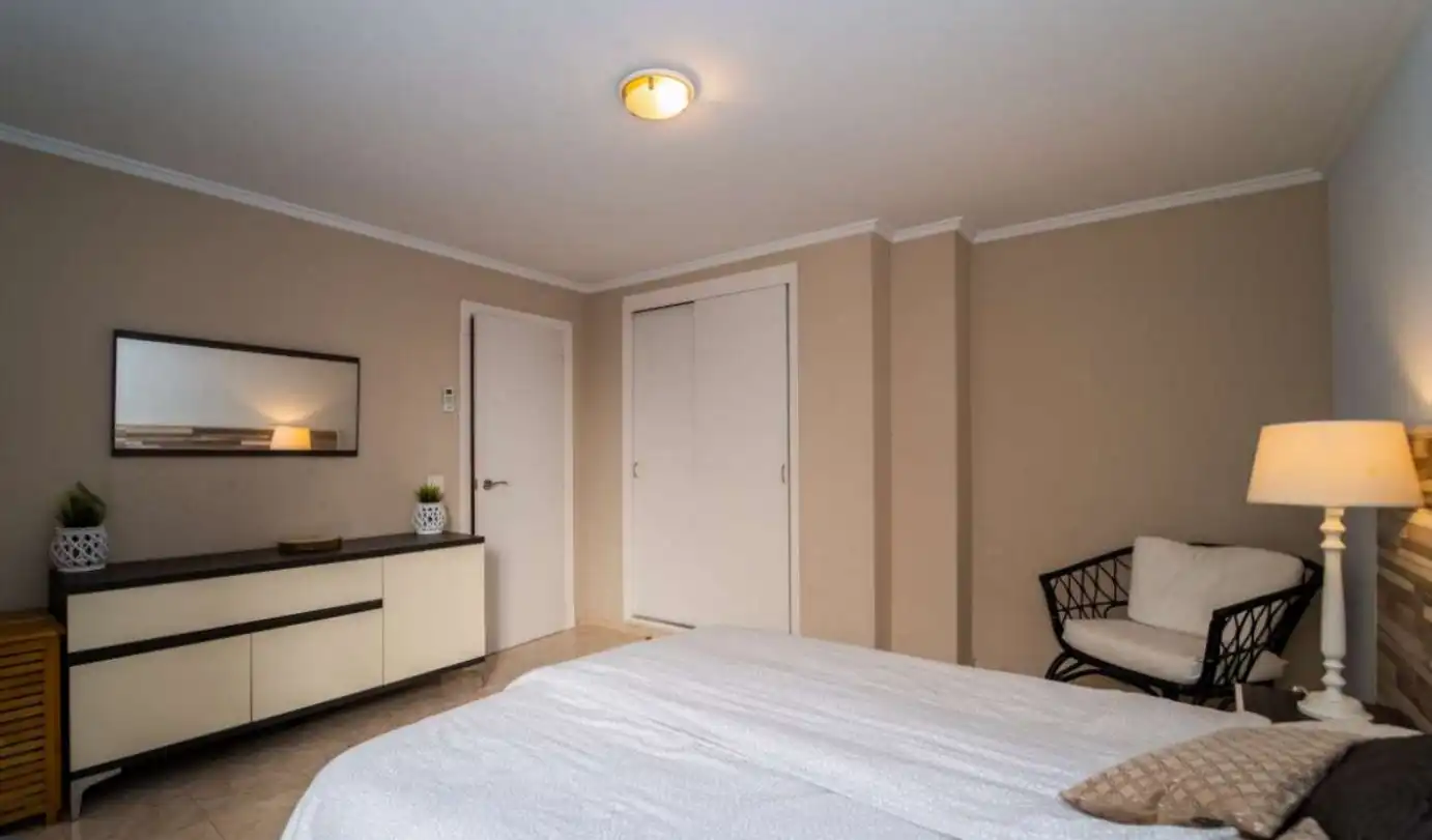 Habitación de Apartamento en venta en Calpe / Calp con Aire acondicionado, Calefacción y Jardín privado
