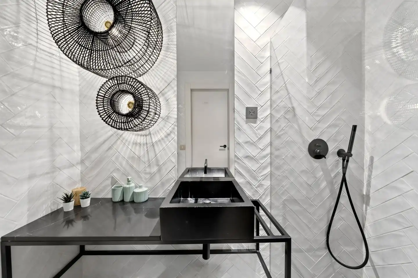 Badezimmer von Wohnung zur Miete in Madrid mit Klimaanlage, Heizung und Möbliert