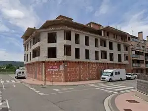 Vista exterior de Edificio en venta en Navarrete