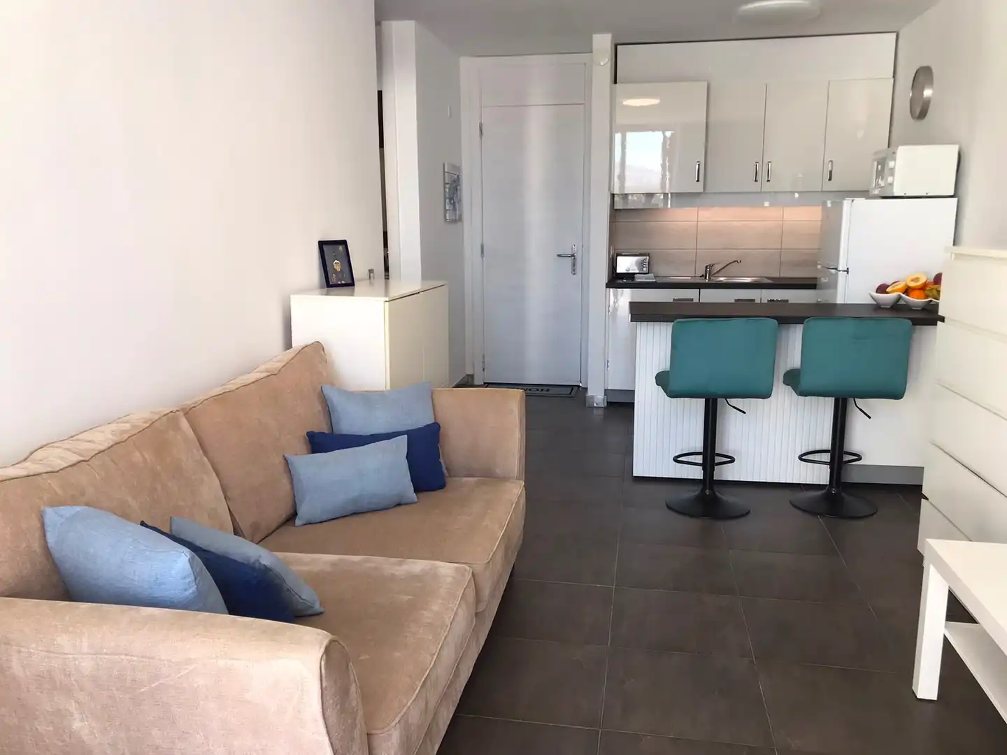 Sala de estar de Apartamento de alquiler en Adeje con Terraza, Amueblado y Lavadora