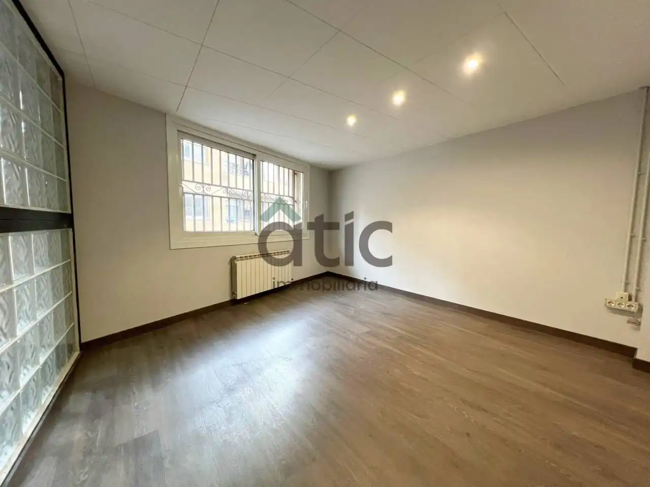 Local comercial de lloguer a Calle Guifré ´el Pilós´, imagen 11