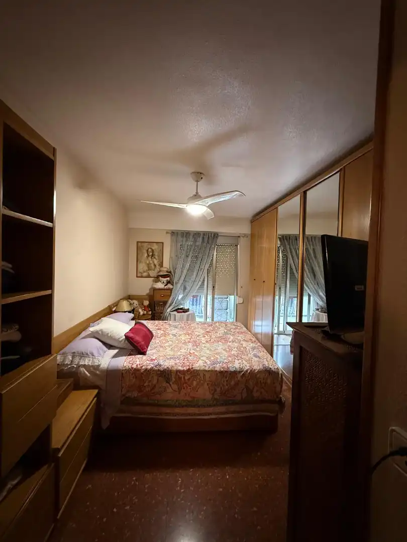 Habitación de Piso en venta en Valencia con Aire acondicionado y Balcón