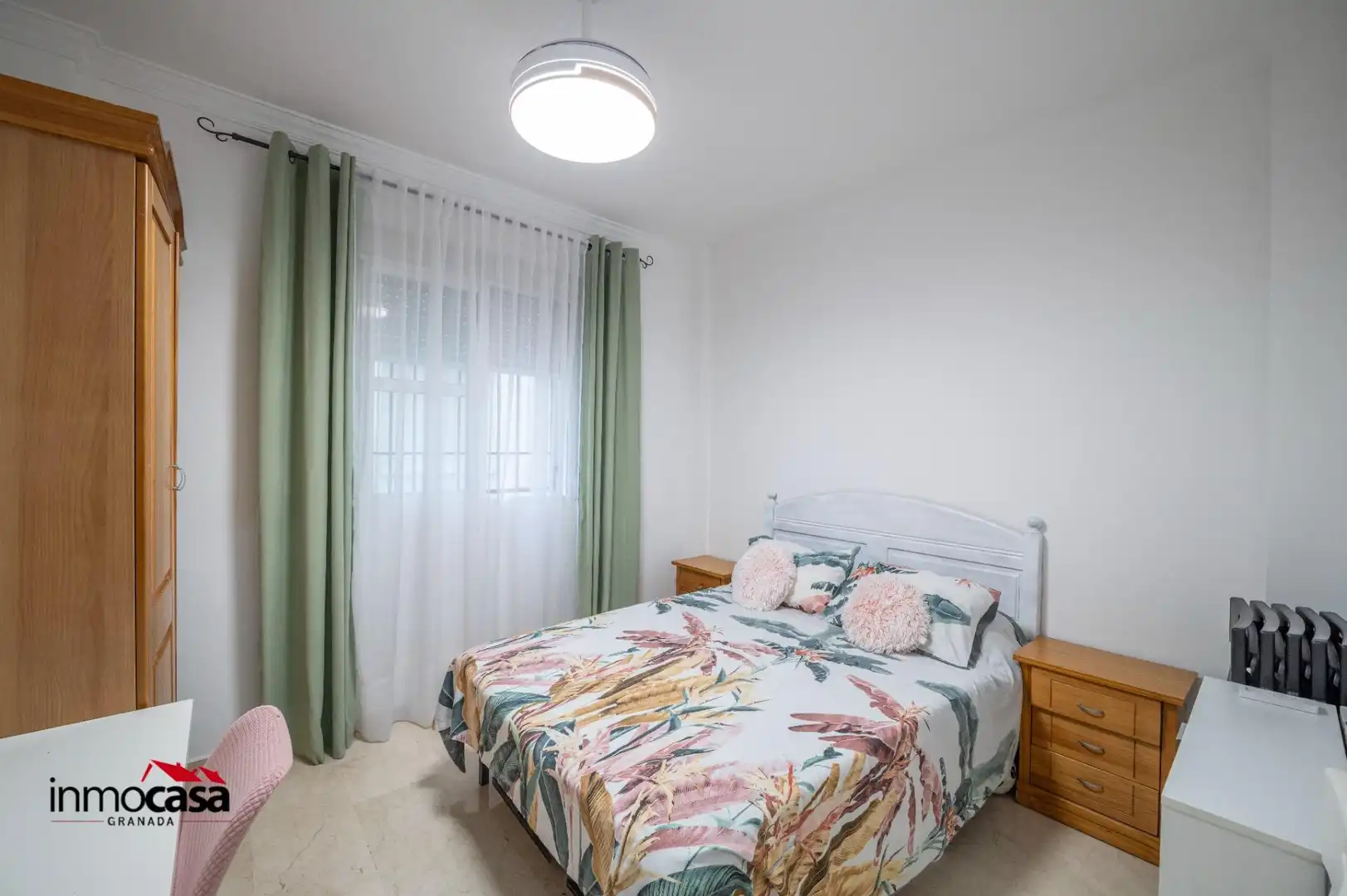 Habitación de Piso en venta en Maracena con Aire acondicionado y Amueblado