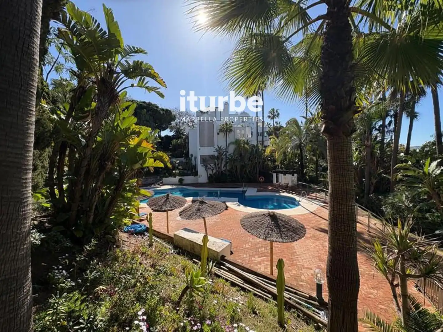 Pis amb piscina en venda a Elviria - Cabopino, imagen 40