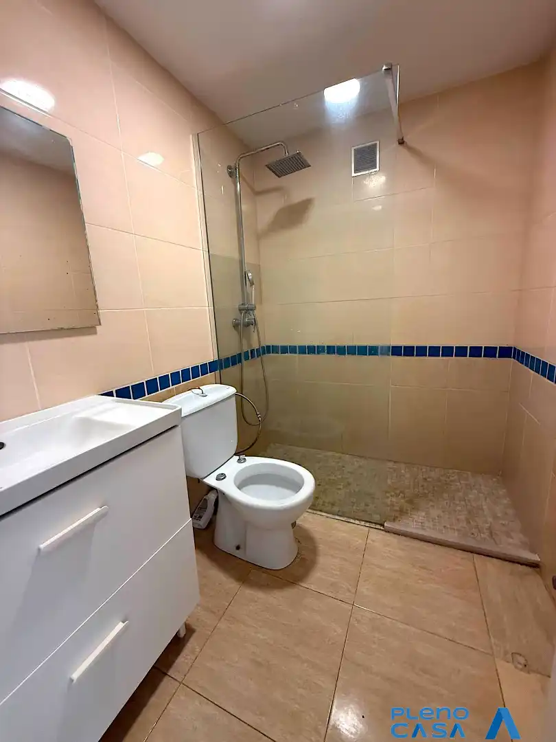 Bathroom of Flat for sale in Mijas