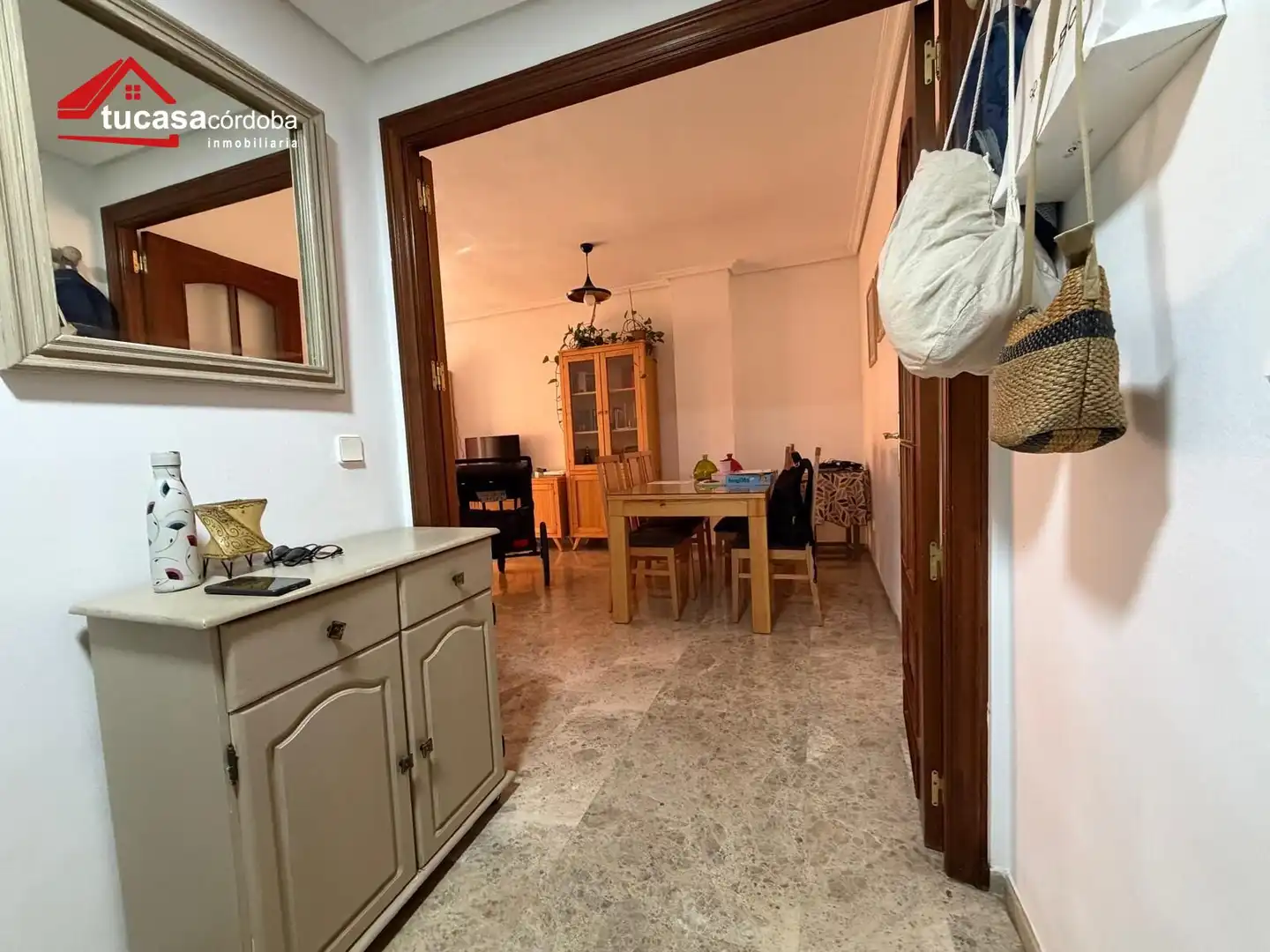Menjador de Pis en venda en Córdoba amb Aire condicionat i Terrassa