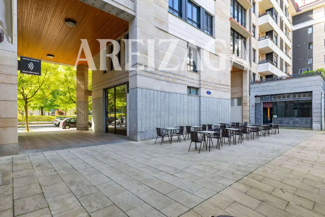Terrasse von Geschaftsraum zur Miete in Donostia - San Sebastián  mit Klimaanlage und Möbliert