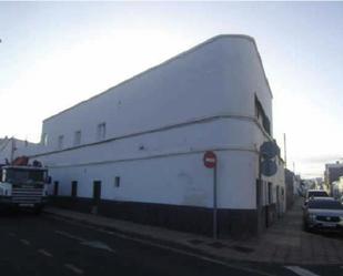 Vista exterior de Casa adosada en venda en Arrecife