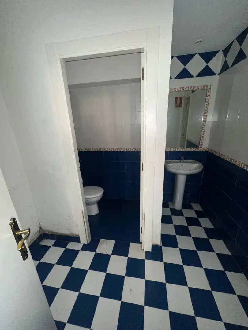 Business premises for sale in Calle Alesanco 8, imagen 6