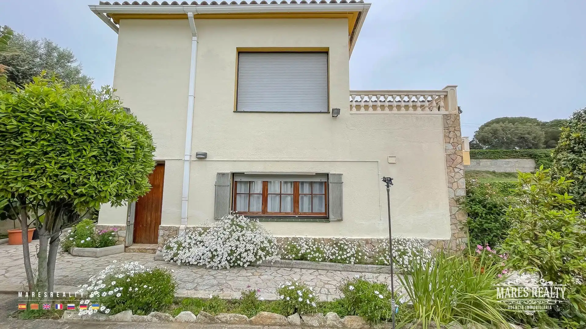 Vista exterior de Casa o xalet en venda en Lloret de Mar amb Calefacció, Jardí privat i Terrassa
