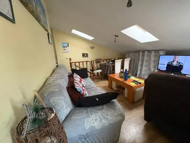 Sala de estar de Ático en venta en Guadalajara con Calefacción, Parquet y Terraza