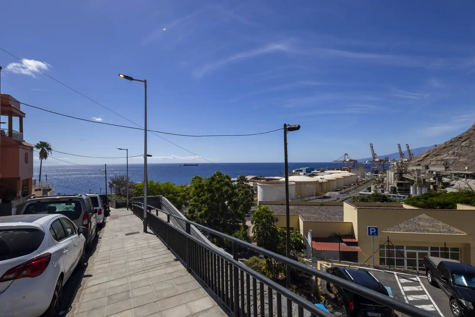 Vista exterior de Casa o xalet en venda en  Santa Cruz de Tenerife Capital amb Moblat