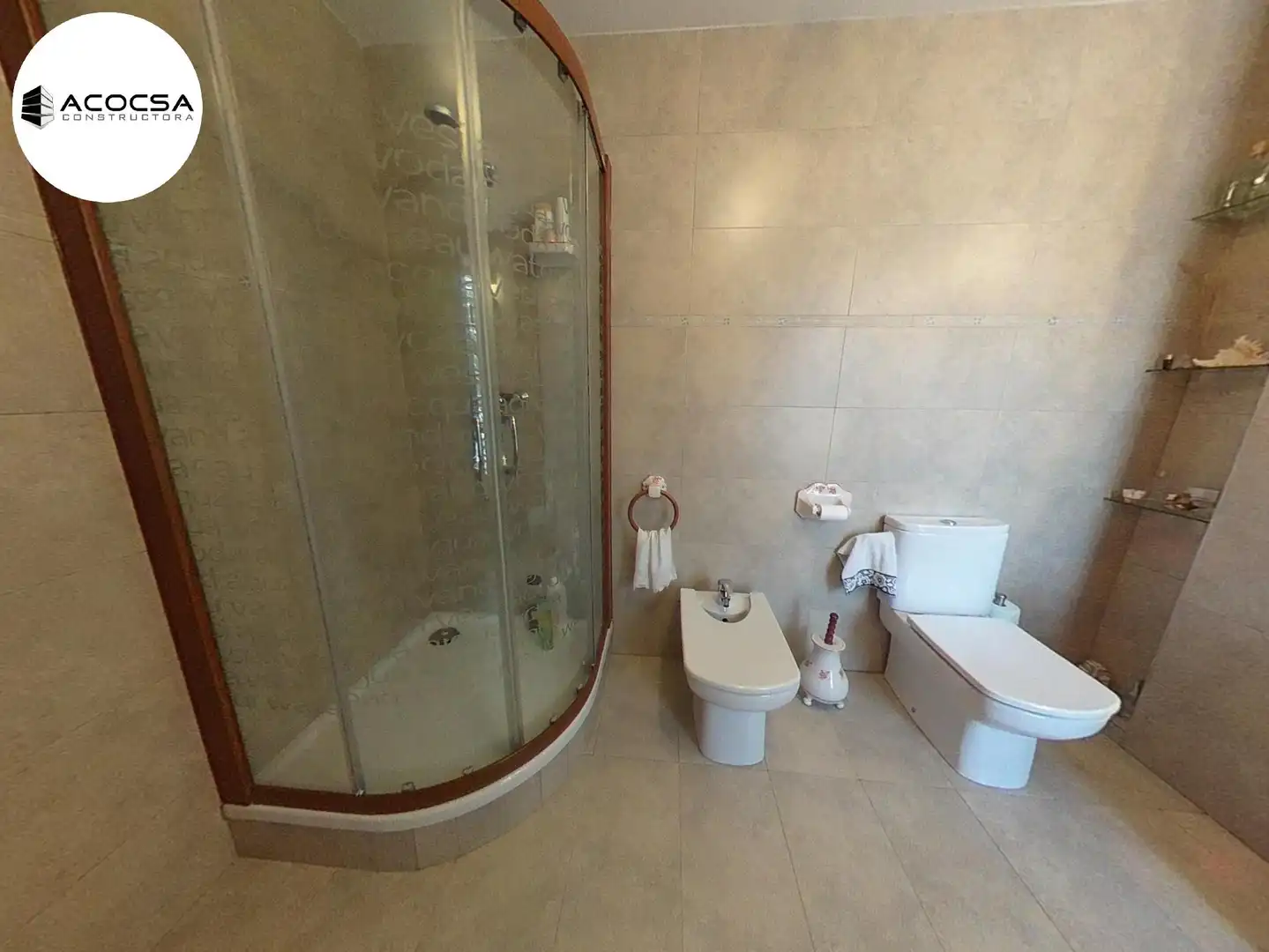 Badezimmer von Haus oder Chalet zum Verkauf in Sant Andreu de la Barca mit Privatgarten, Terrasse und Abstellraum