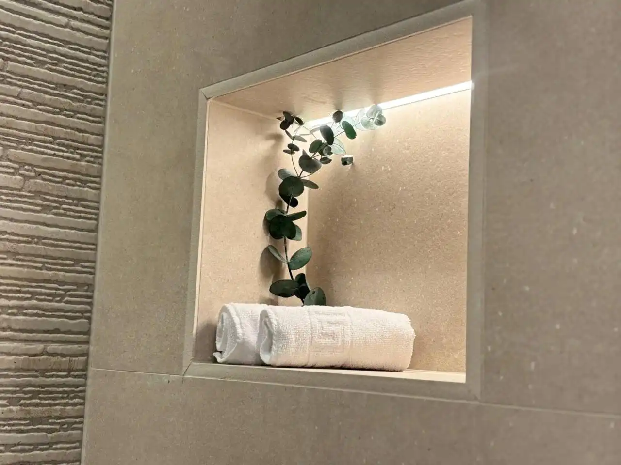 Bathroom of Study for rent in Roquetas de Mar  with Air Conditioner, Furnished and Balcony
