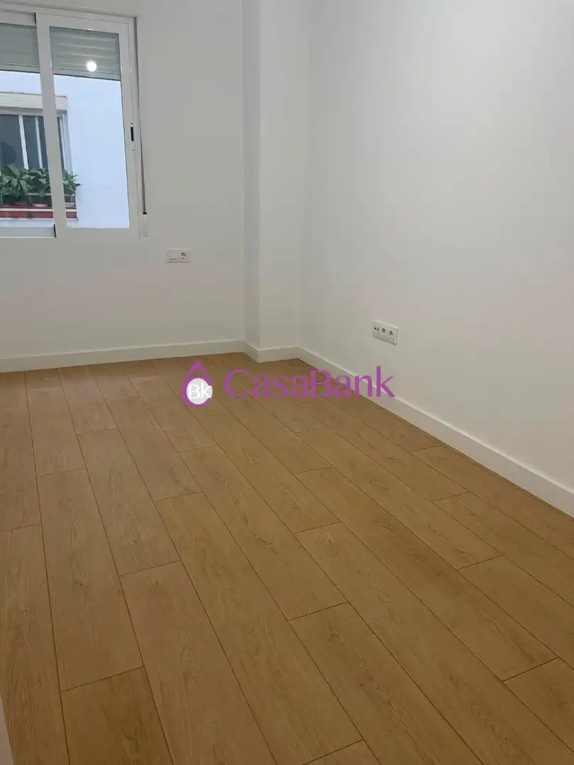 Flat for sale in Viñuela - Rescatado