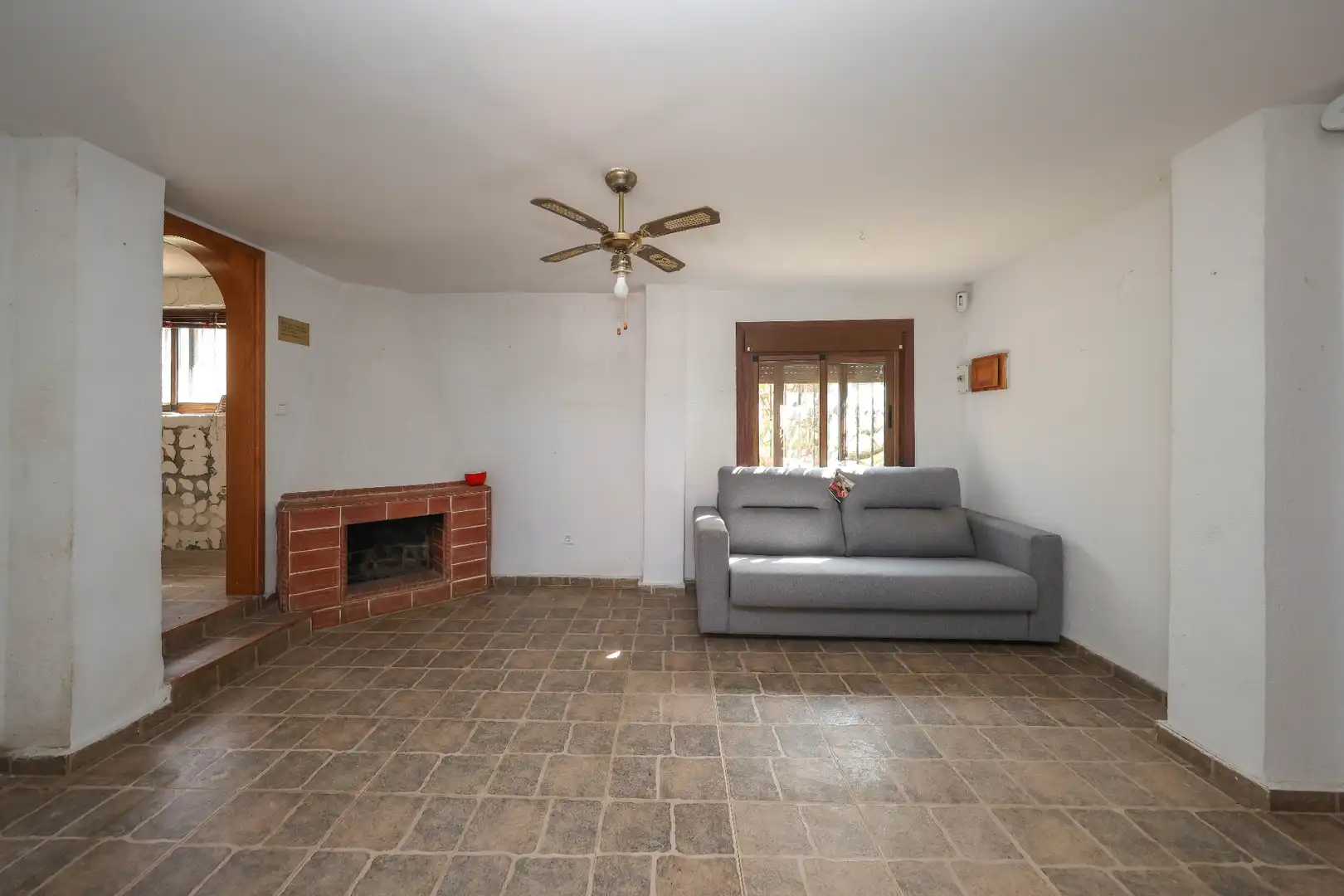 Sala d'estar de Casa o xalet en venda en Casarabonela amb Jardí privat