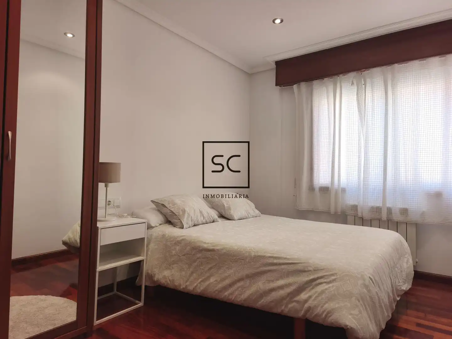 Habitación de Apartamento de alquiler en Porta Nova