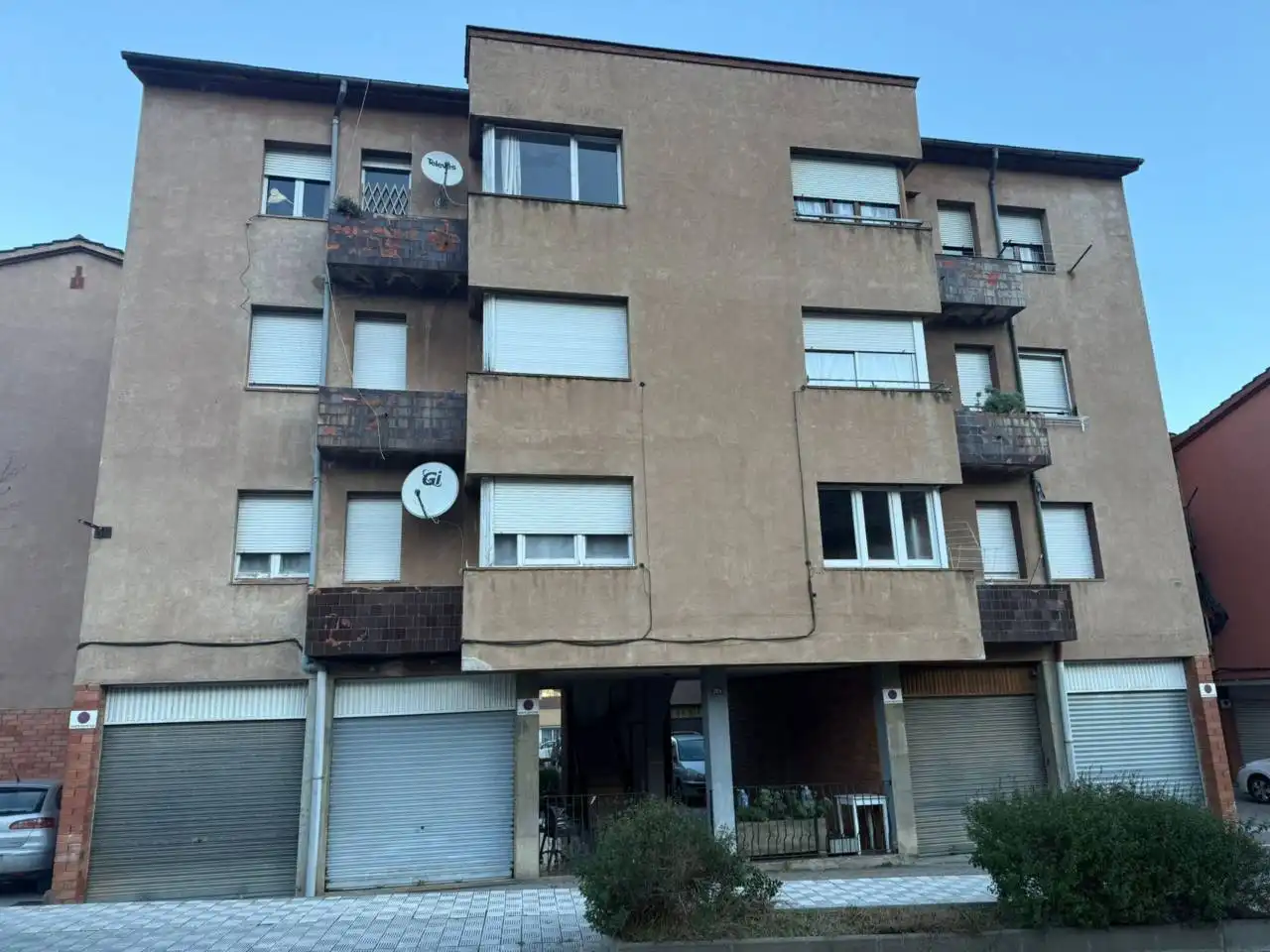 Vista exterior de Piso en venta en Sant Joan Les Fonts