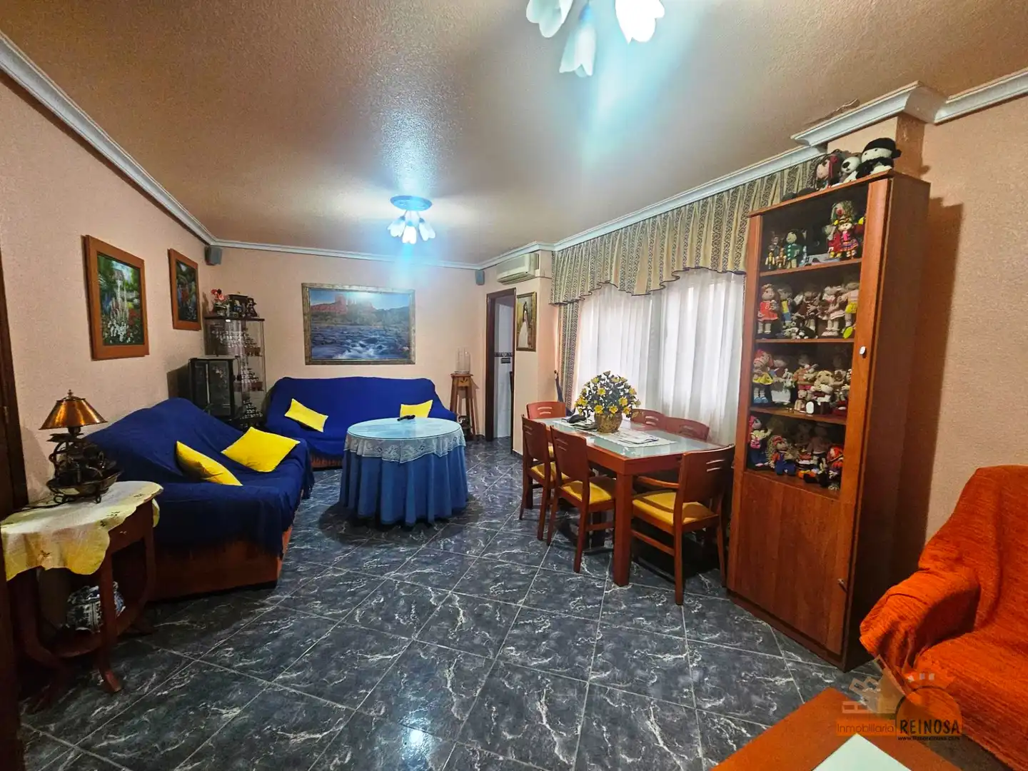 Sala d'estar de Casa adosada en venda en Molina de Segura amb Aire condicionat