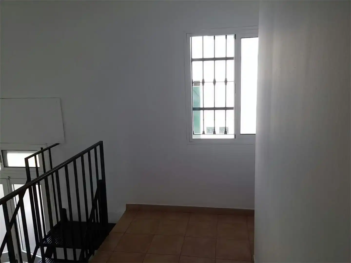 Casa adosada en venta en Carmona con Trastero