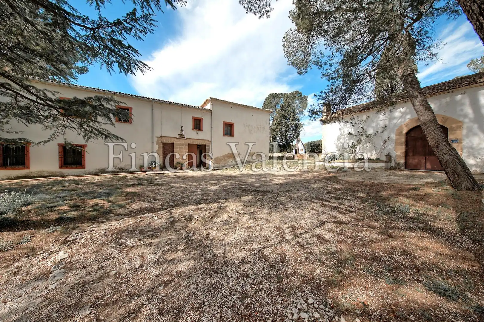 Vista exterior de Finca rústica en venta en Alcoy / Alcoi con Terraza, Trastero y Piscina