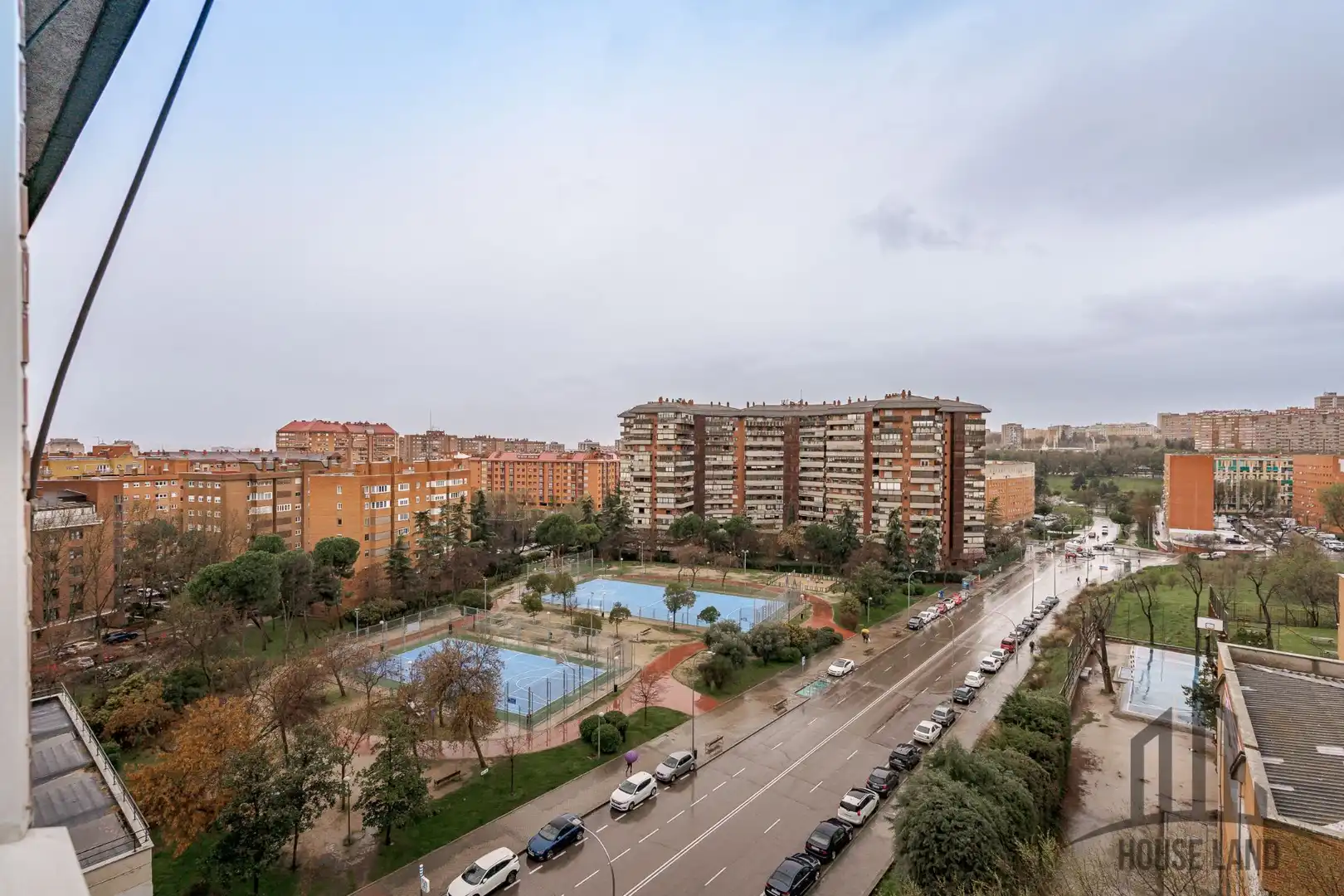 Vista exterior de Pis en venda en Madrid amb Aire condicionat i Calefacció