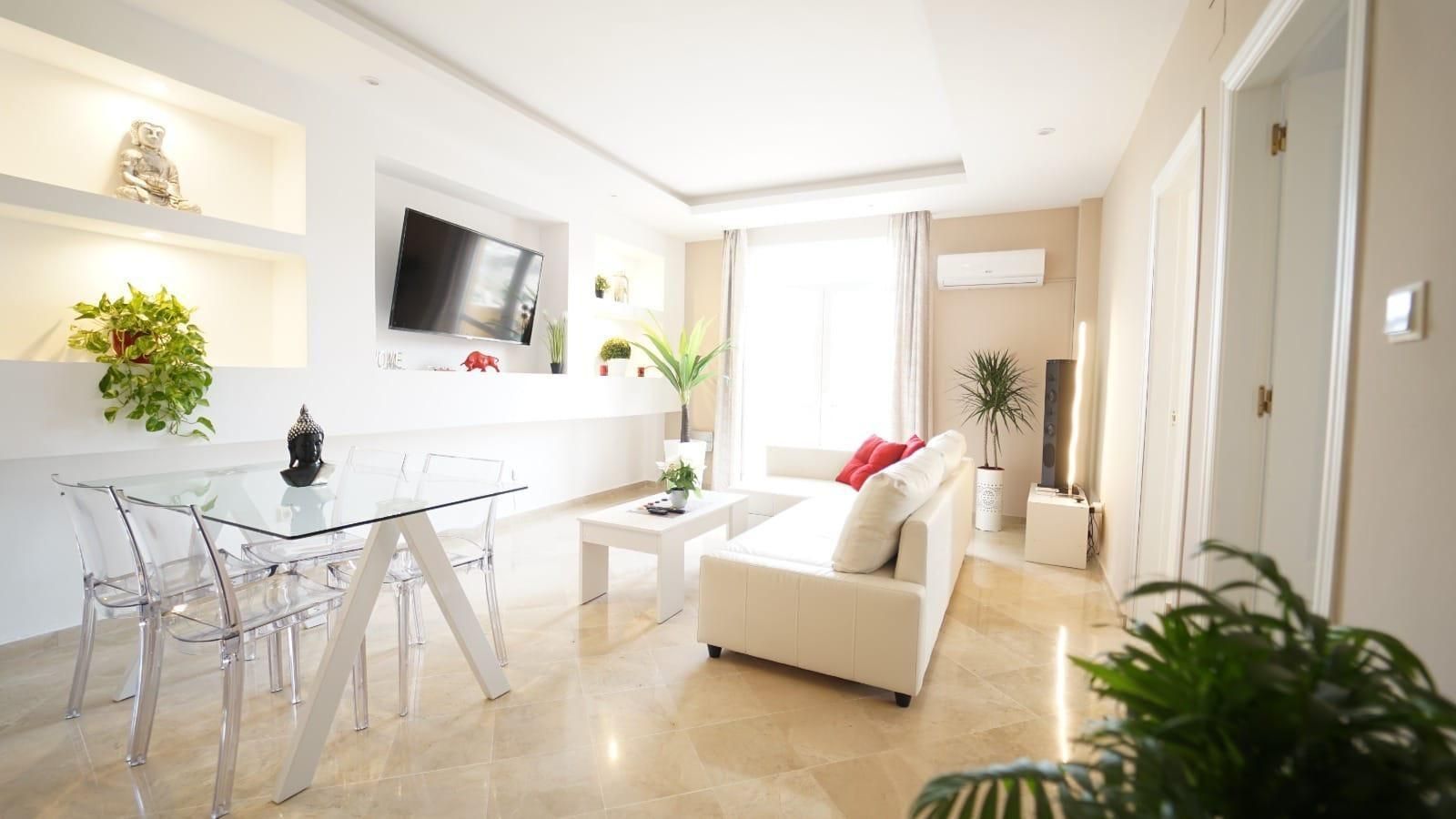 Living room of Flat for sale in  Granada Capital  with Air Conditioner, Storage room and Community pool