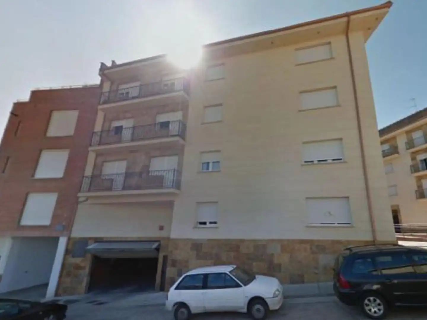 Außenansicht von Garage zum Verkauf in Valencia de Don Juan