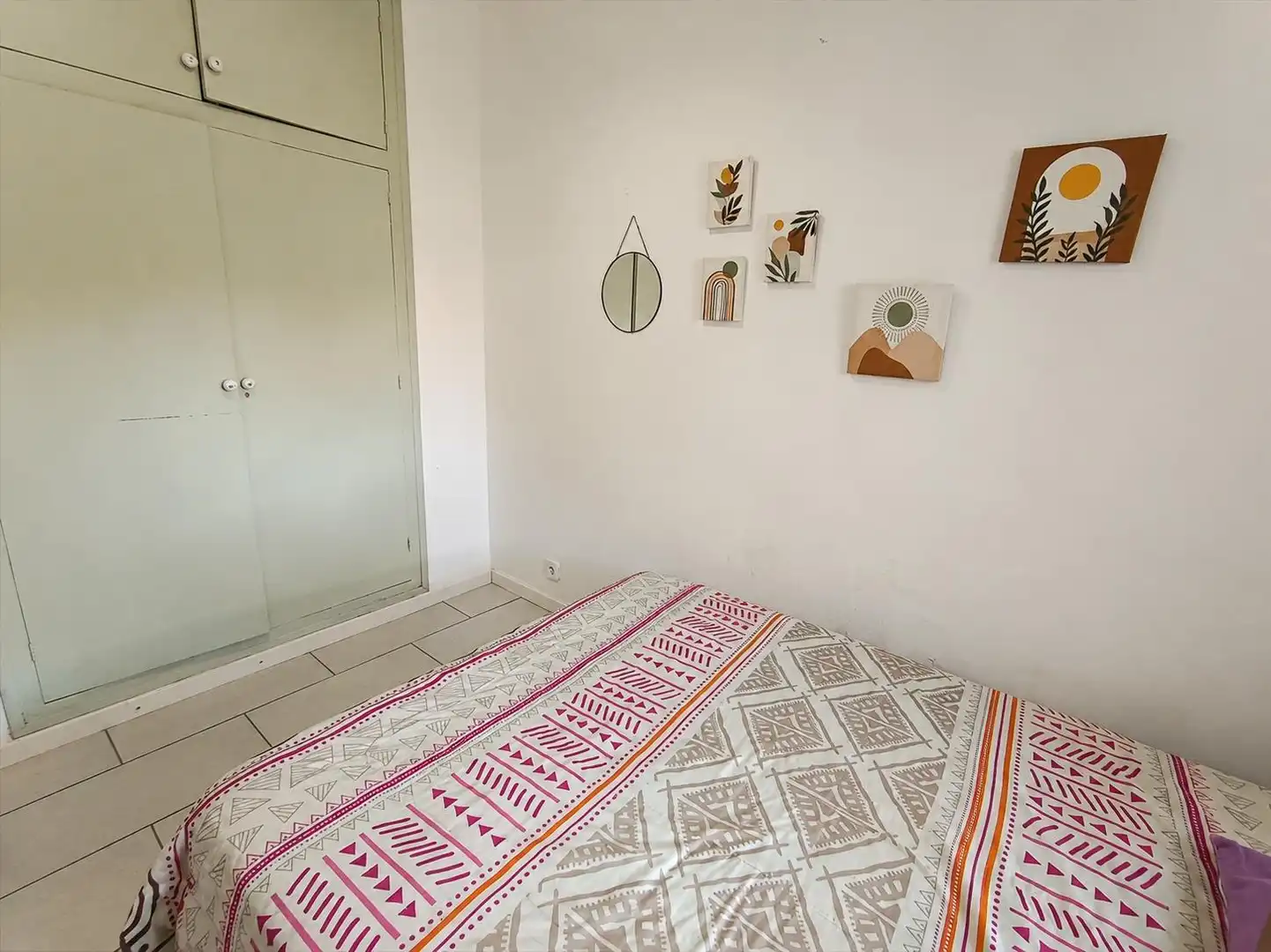 Dormitori de Casa o xalet en venda en Mont-roig del Camp amb Aire condicionat, Calefacció i Jardí privat