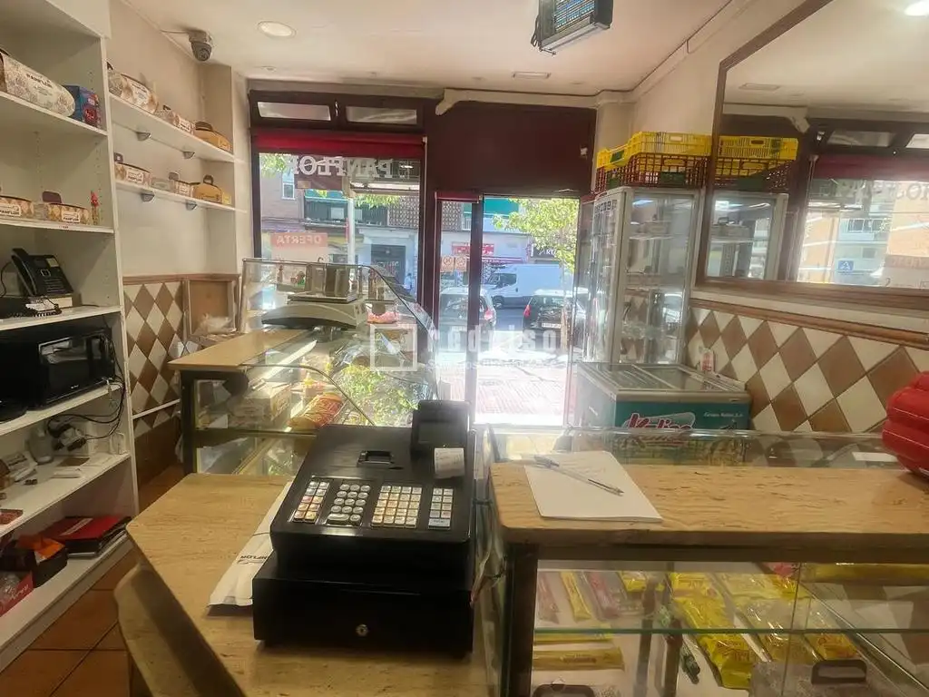Local comercial en venta en REYES CATÓLICOS, imagen 3