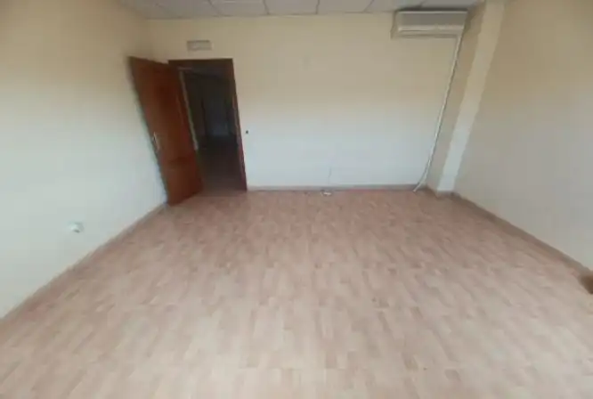 Local comercial en venda a Av. Las Magnolias, imagen 2