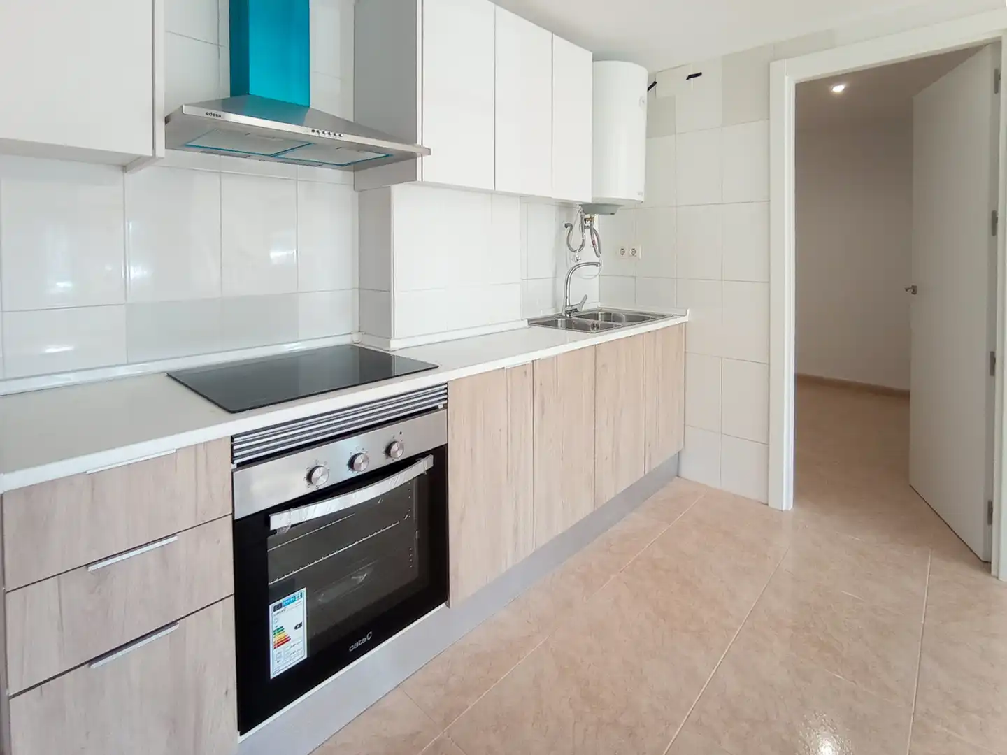 Cuina de Planta baixa en venda en Palafrugell amb Forn i Alarma