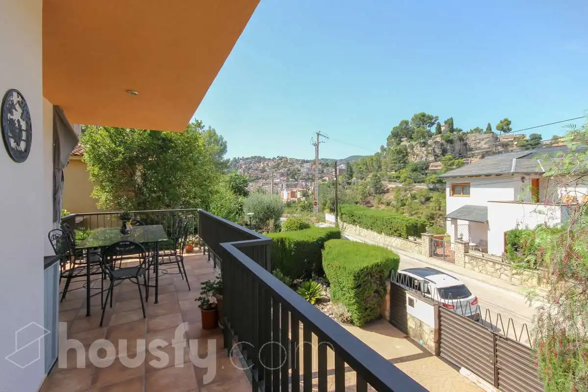 Casa con piscina en venta en Avinguda de Corbera ., imagen 10