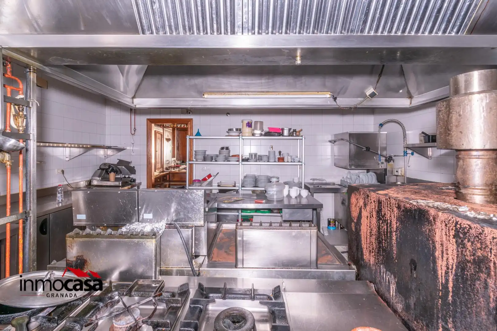 Küche von Fabrikhallen zur Miete in Ogíjares mit Heizung