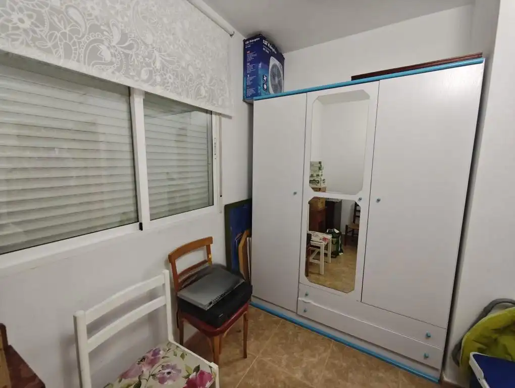 Dormitori de Pis en venda en Totana amb Aire condicionat, Moblat i Forn