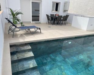 Piscina de Casa o xalet en venda en Chiclana de la Frontera amb Terrassa, Piscina i Balcó