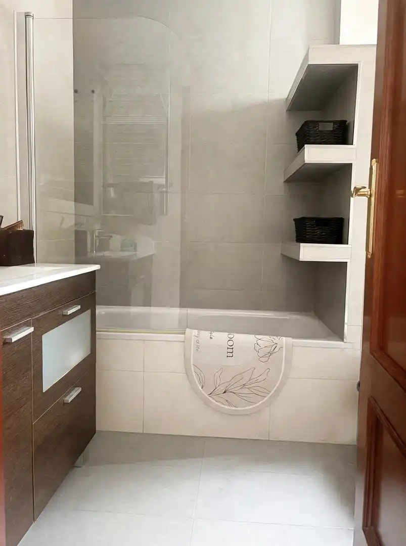 Bathroom of Flat for sale in Chinchón, Madrid