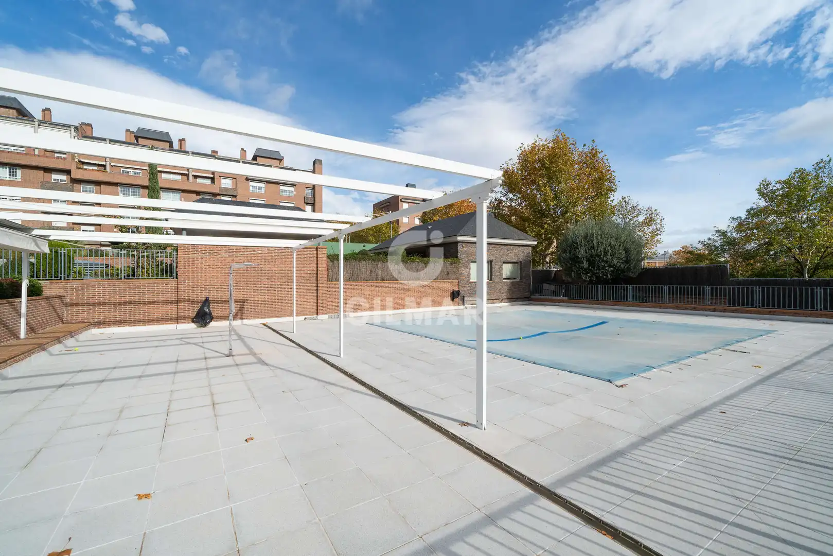 Piscina de Planta baja en venta en San Sebastián de los Reyes con Terraza, Trastero y Piscina