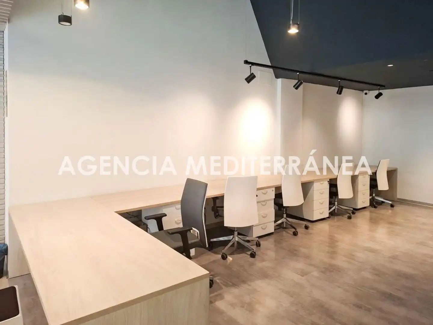 Oficina en venda en Gandia amb Aire condicionat i Moblat