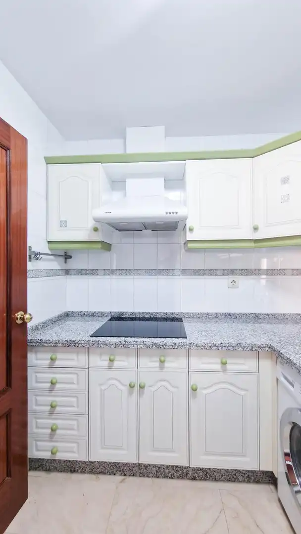 Cocina de Apartamento de alquiler en Badajoz con Amueblado