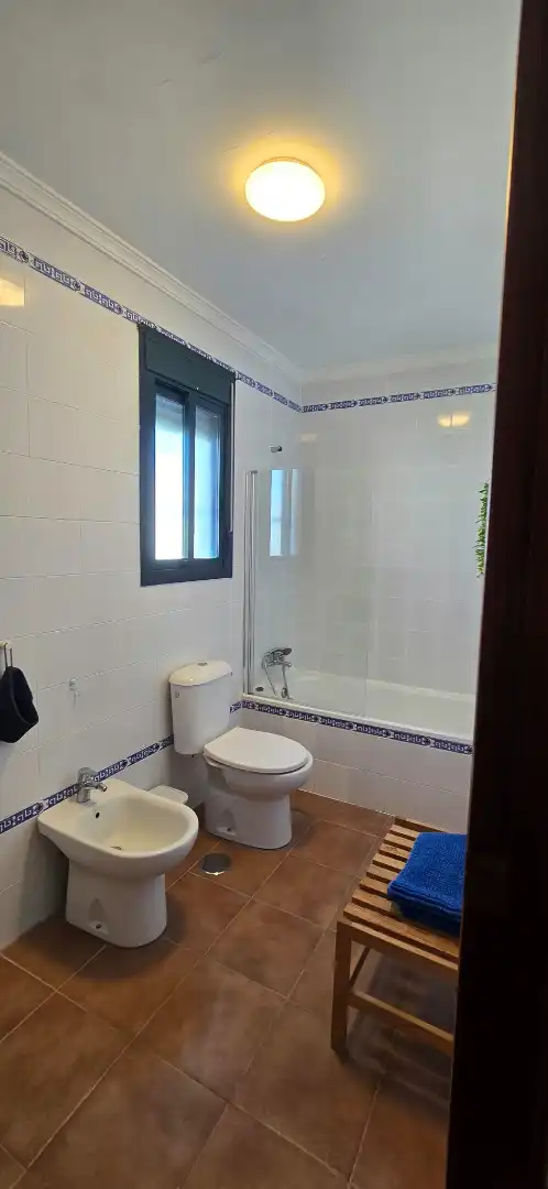 Adossat amb piscina en venda a Calle Longueron 48, imagen 16