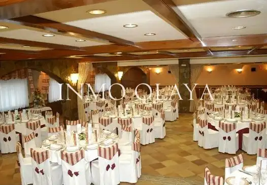 Local comercial en venda a Sud