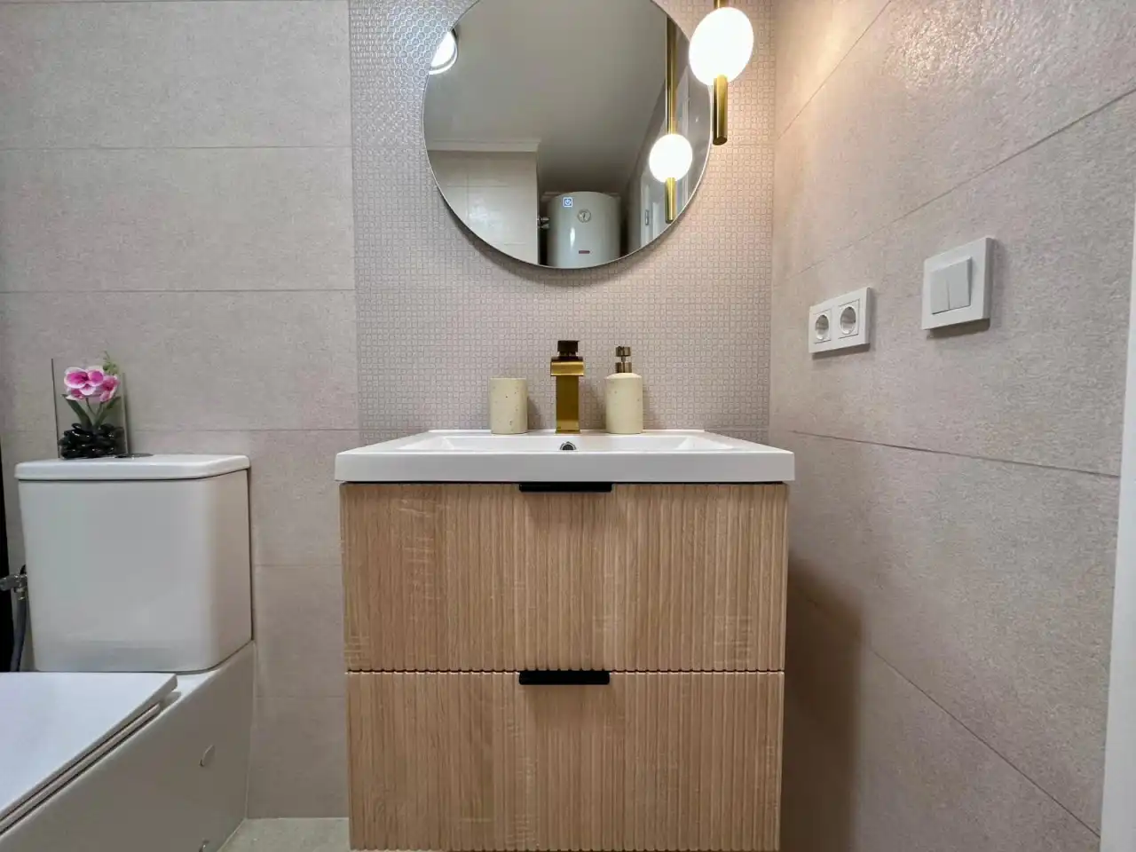Baño de Piso en venta en Torrevieja con Aire acondicionado, Calefacción y Terraza